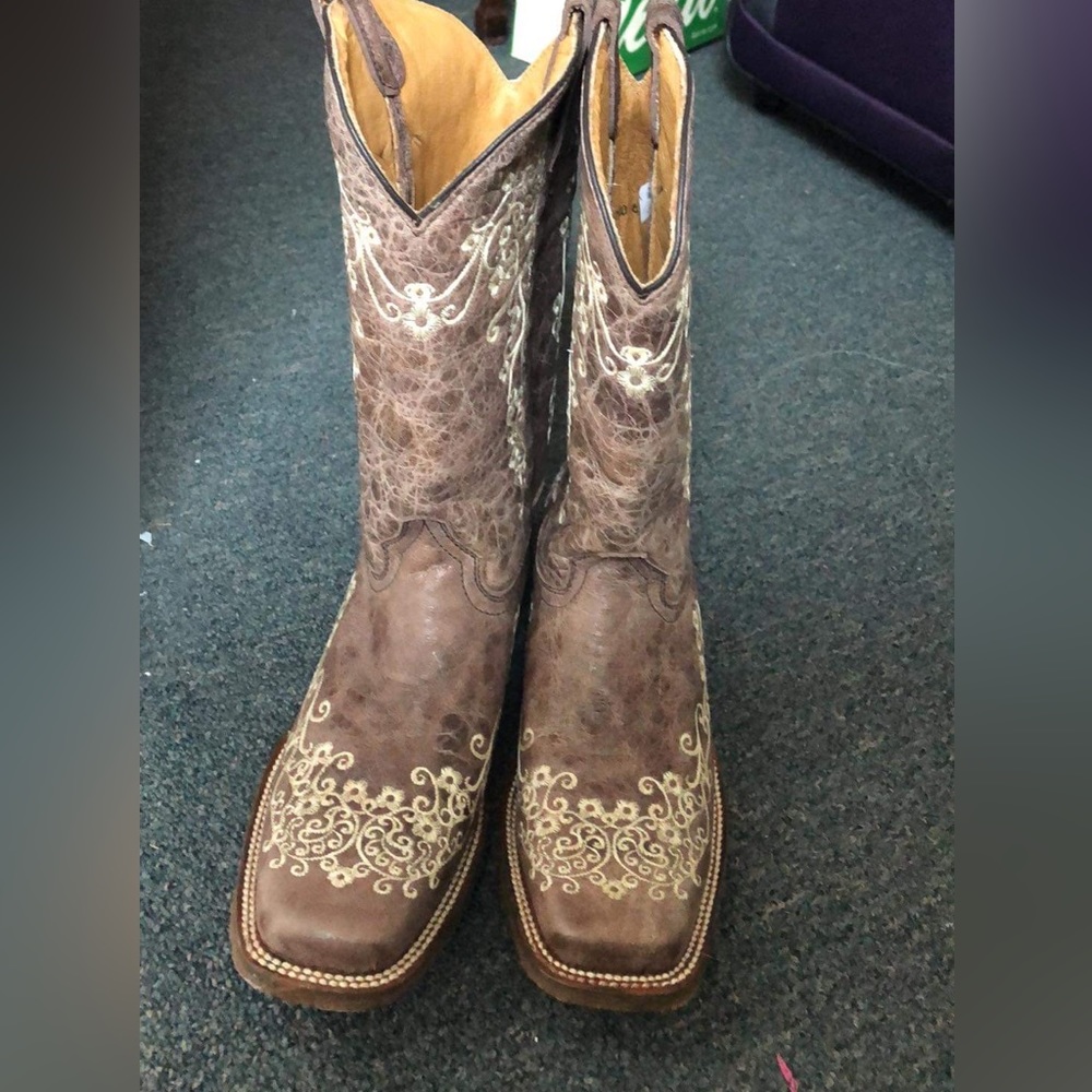 Womens cowboy boots